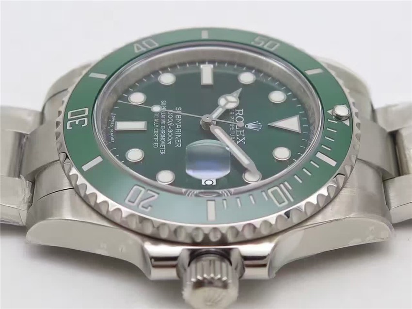 Rolex Submariner Swiss Automatic Watch-Green Dial (Clone)