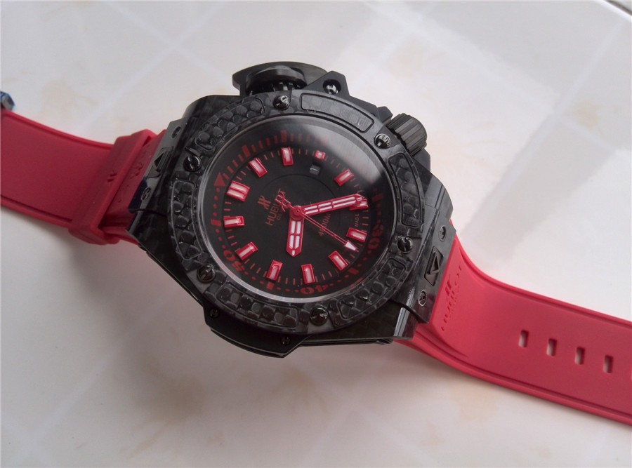 Strap: Red Rubber Strap (Antidust Quality) with Insignia Tang Buckle