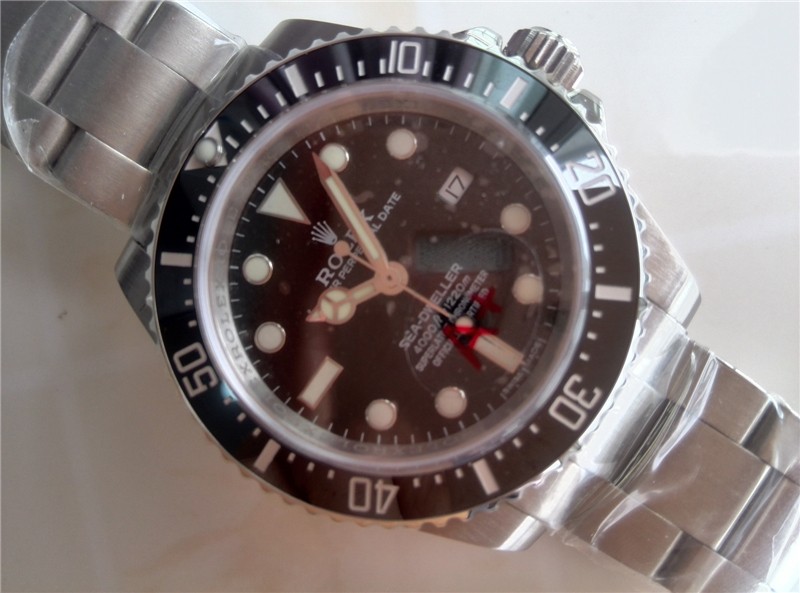 Rolex Sea Dweller Ultimate Automatic Watch-Black Dial White Dot Markers-Stainless Steel Oyster Bracelet 