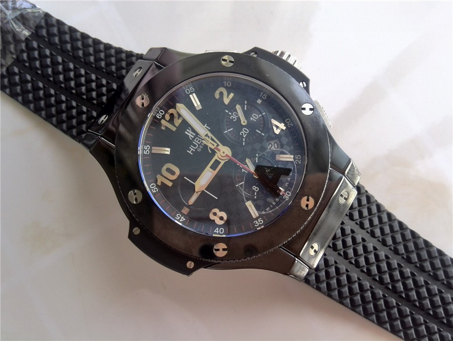 Hublot Big Bang MAGIC Limited Editon Chronograph-Black Dial Numeral Hour Markers-Black Rubber Strap 