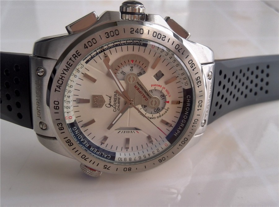 Tag Heuer Grand Carrera Calibre 36 Chronograph-White dial Sucken Steel Subdials-Black Rubber Bracelet 