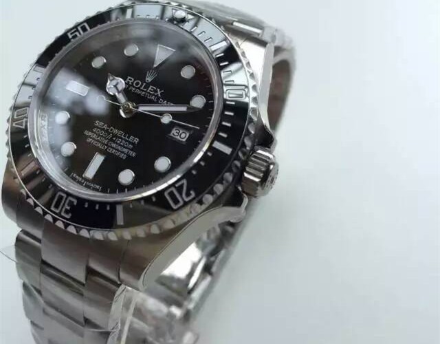 Rolex Sea Dweller Ultimate 1:1 Mirror Automatic Watch-Black Dial White Dot Markers-Stainless Steel Oyster Bracelet 